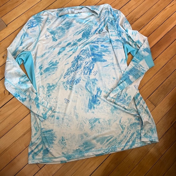 Realtree Aspect Crystal Blue Men's Long Sleeve Performance Fishing Tee - Picture 1 of 3